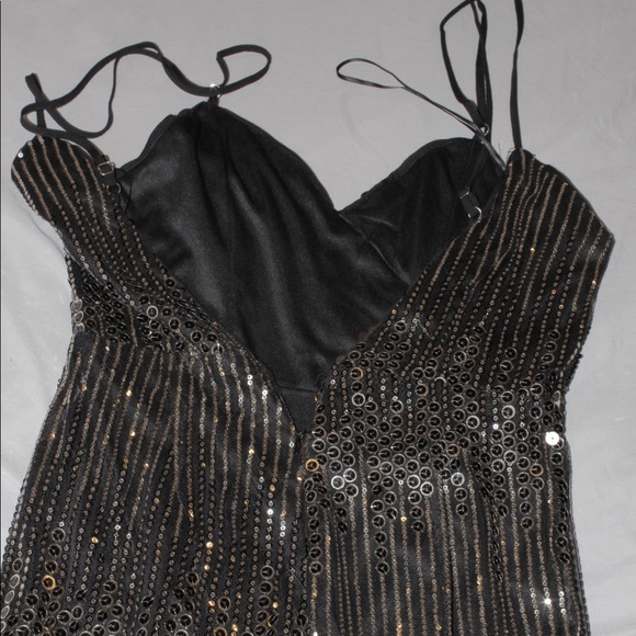 Women’s Romper - Picture 2 of 3